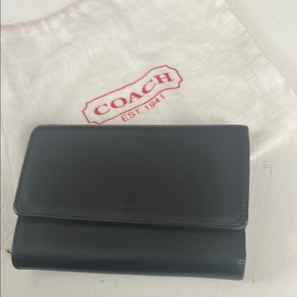 Coach Classic Black Leather Key and Card Holder - Picture 1 of 10